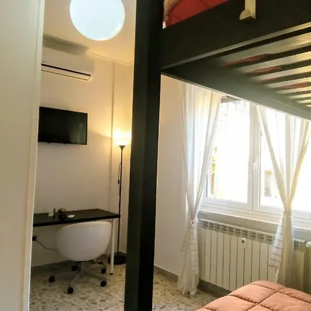 Savonarola Bed and Breakfast Portici